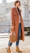 Load image into Gallery viewer, 2019 Spring Autumn England Retro Style Turn Down Collar Show Waist With Belt Women Long Trench Coat
