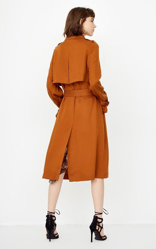 Women's Double-breasted Lace-up Cinched Waist Wind Coat